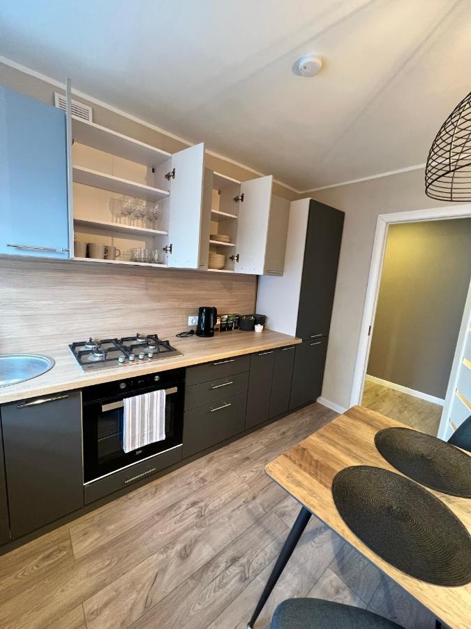 Draudzibas Alejas Apartamenti Jēkabpils エクステリア 写真